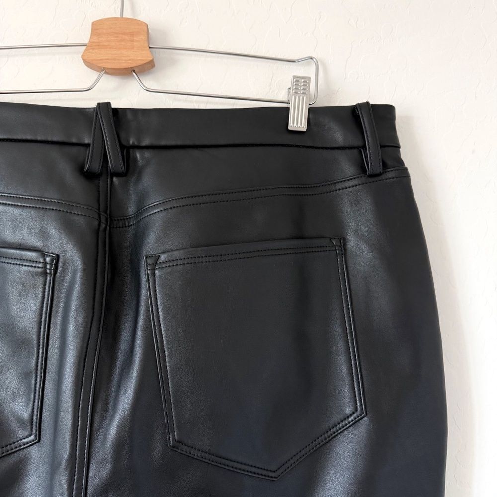 NEW Good American Icon Faux Leather Pants in Black Size 16 - Picture 8 of 12